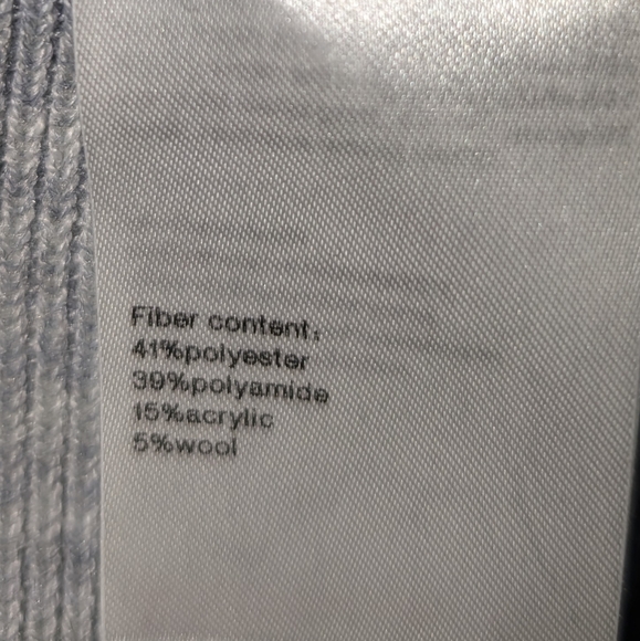 NWT URBAN REVIVO Grey sweater vest with side cut out & tie detail. Size S - Picture 8 of 8